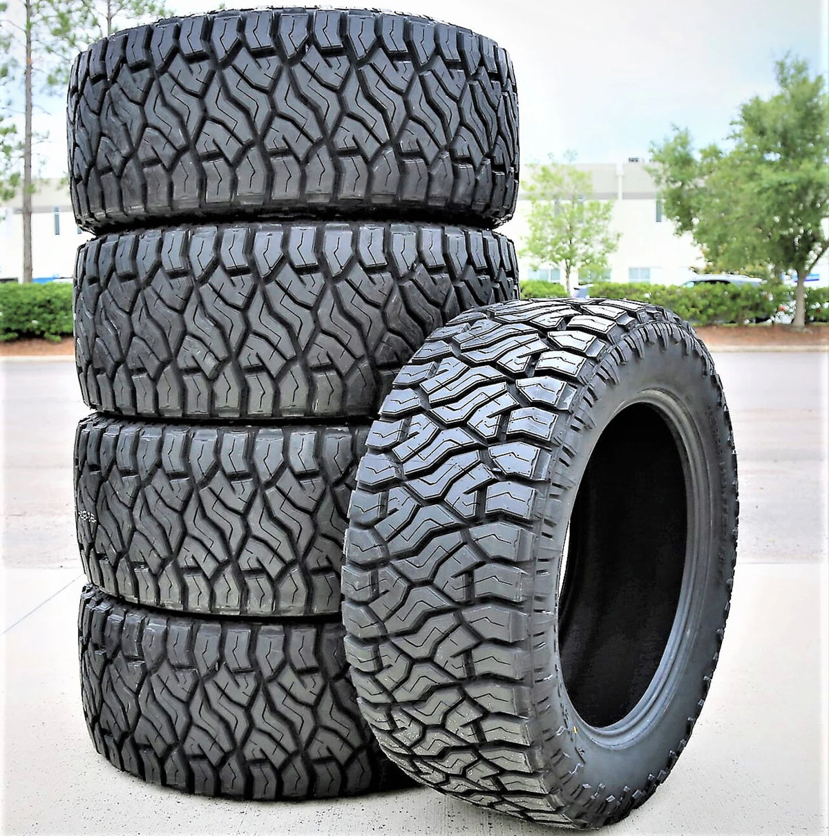 Venom Power Terra Hunter R/T+ LT35x11.50R20 124Q 10-Ply All-Season Rugged-Terrain Tires — Set of 6
