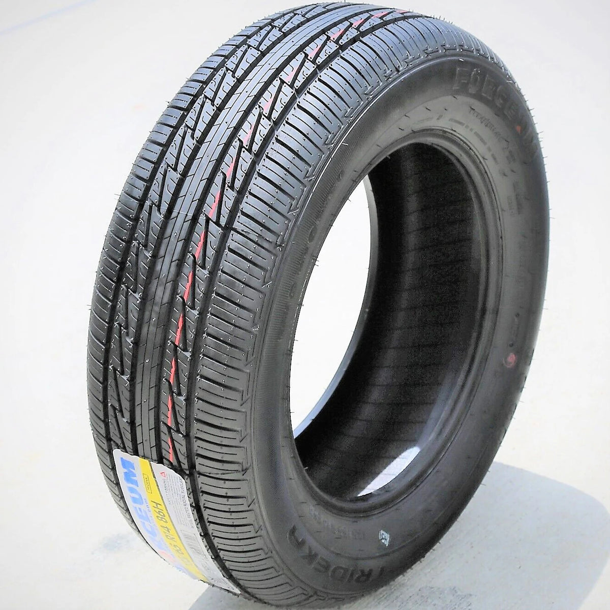 Forceum Trideka 185/65R14 86H All-Season Tire